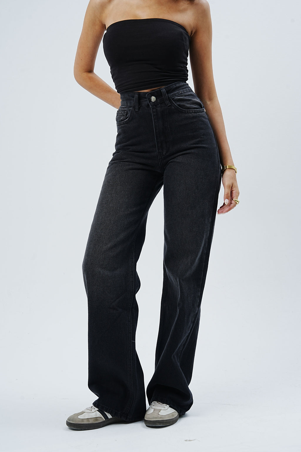 Straight Fit
